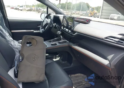 2021 Toyota Sienna Xse z USA, uszkodzony, nr VIN 5TDDRKEC7MS035725